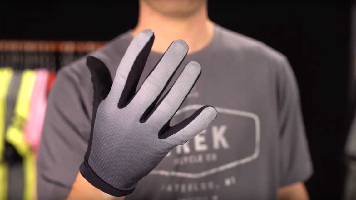 Evoke Mountain Glove Product Overview